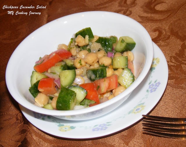 ChickPeas (Garbanzo Beans) Cucumber Salad (Mediterranean Style)