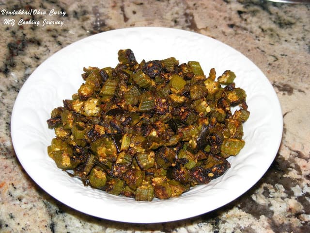 Vendakkai/Ladies Finger Curry/ Okra curry (Okra dry curry made the South Indian style)