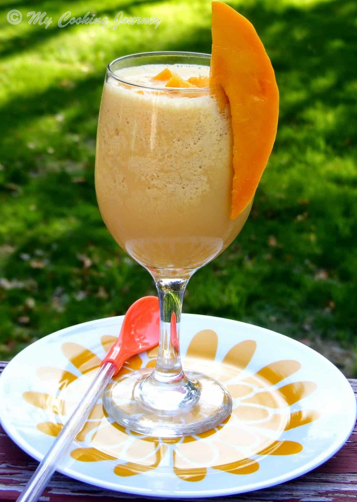 Mango Julius – Blended Cocktail