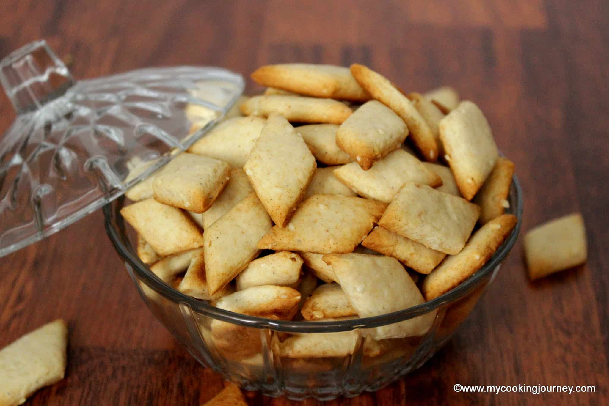 Sweet Diamond Biscuits – Baked Sakarpara