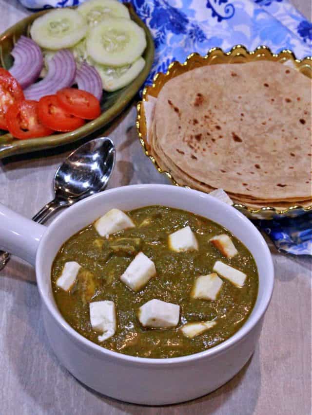 Paneer In Spinach Gravy - My Cooking Journey