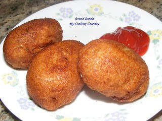 Bread Bonda in a plate