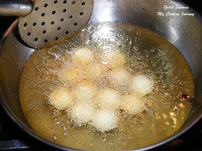 Frying the balls