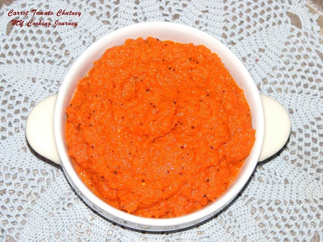 Carrot tomato thokku chutney serve in a bowl