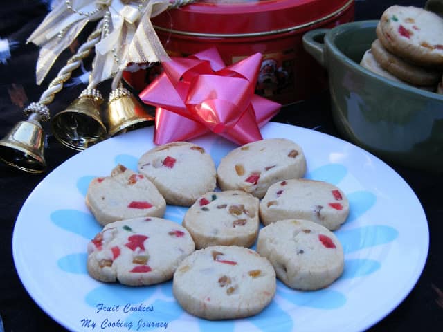 Fruit Cookies served in dish with bells and ribbons