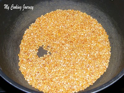 Roasting Moong Dal