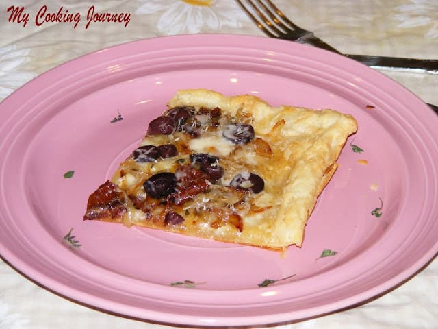 Sun dried tomato and Onion tart is ready to serve.