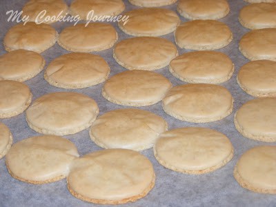 Cooling the macarons