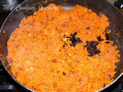 Carrot halwa in a pan