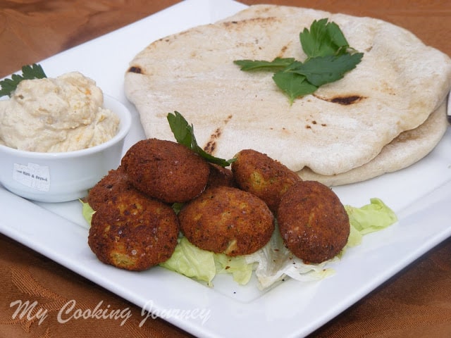Vegetarian falafel served in a plate