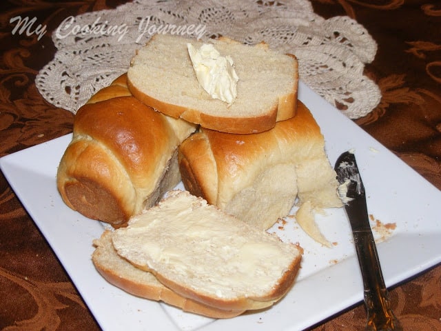 Whole Wheat bread using tangzhong method is ready to serve