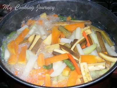 Adding water in vegetables