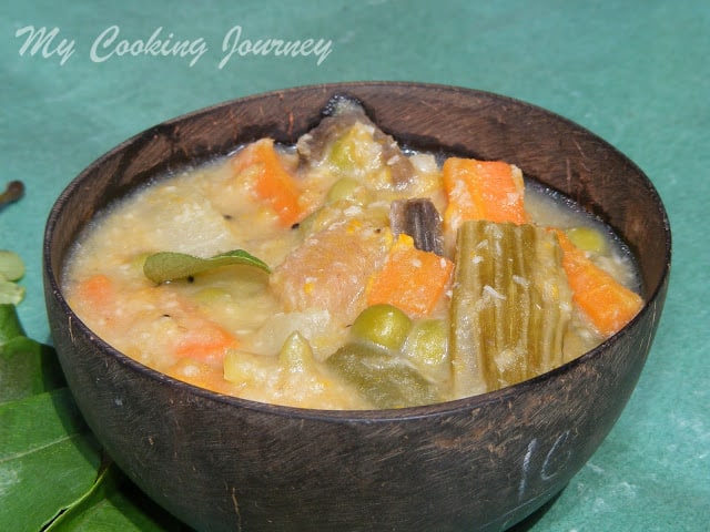 Aviyal with vegetables in a Bowl - Final product