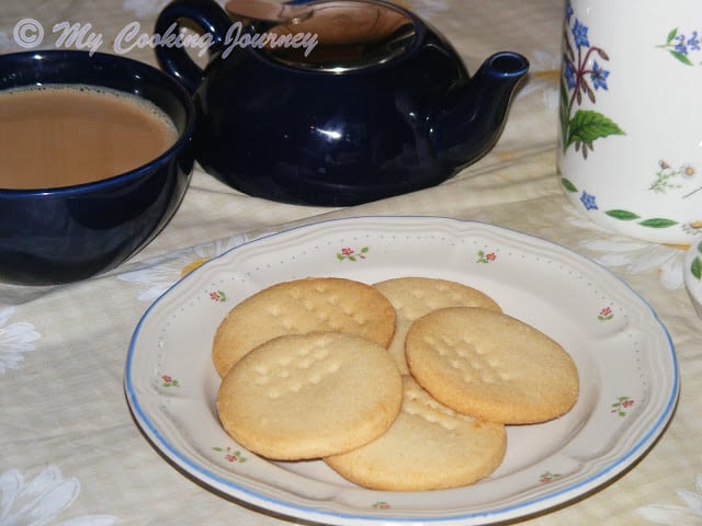 Butter Biscuits serve in a plate