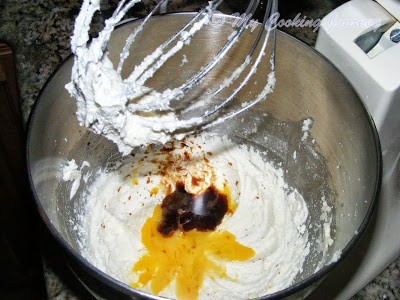 Mixing vanilla and eggs