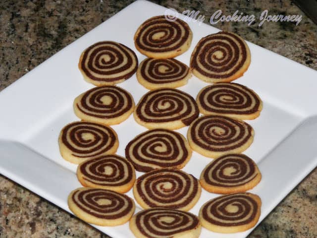 Pinwheel Cookies are cooked and golden