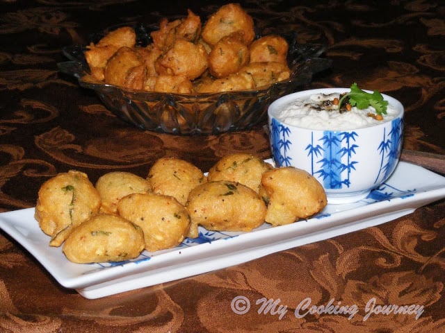 Thavala Vadai with Thengai Chutney.