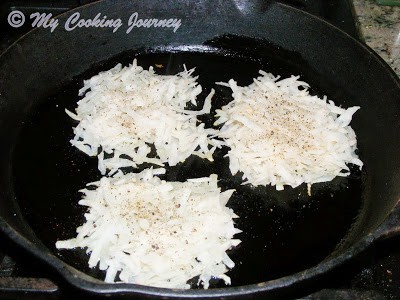 Making Hash brown.