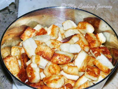 Fried Paneer in a bowl.