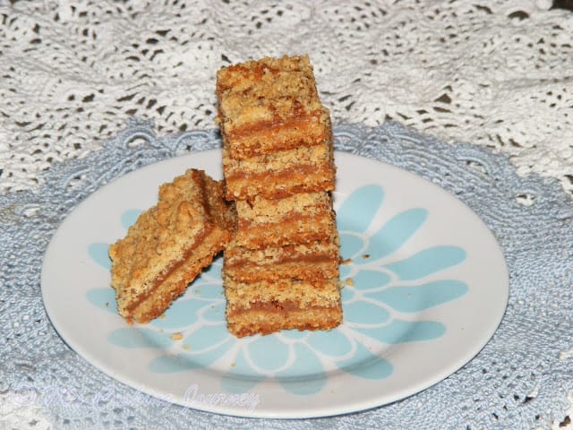 Dulce de leche stacked in a plate