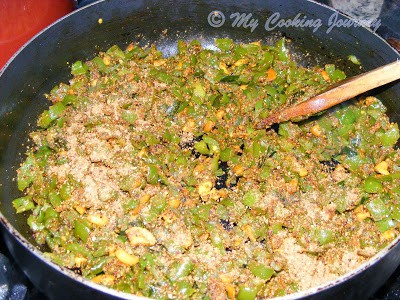 Cooking the mix in a pan