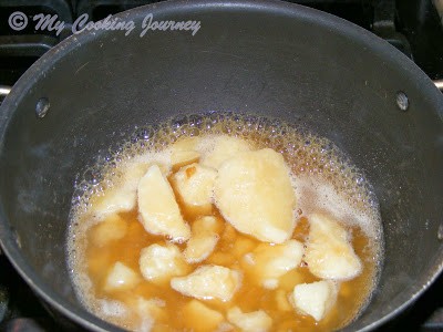 Making Jaggery Syrup