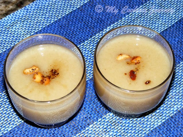 Thengai Arisi Payasam served with cashews on top
