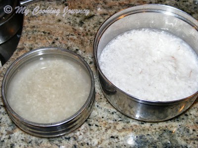 Soaking rice in a bowl