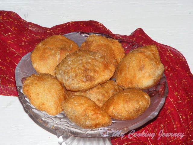 Moong Dal Kachori and Atte Ka Sheera 