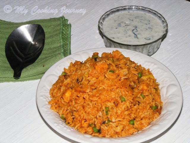 Tamatari Kasoori Pulao in a plate