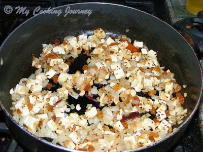 Add the paneer pieces and cashew nuts