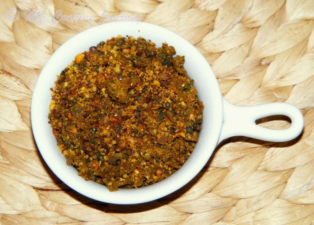 Pavakkai Podi served in a bowl 