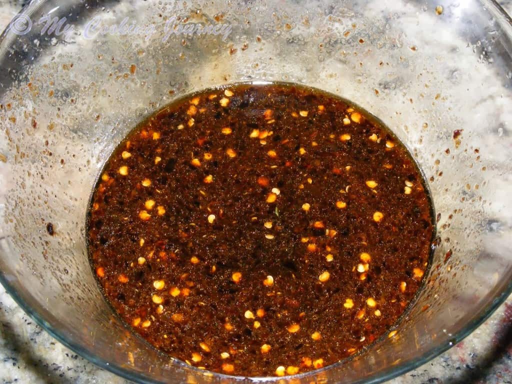 Making the Sauce and mixing the ingredients in a bowl