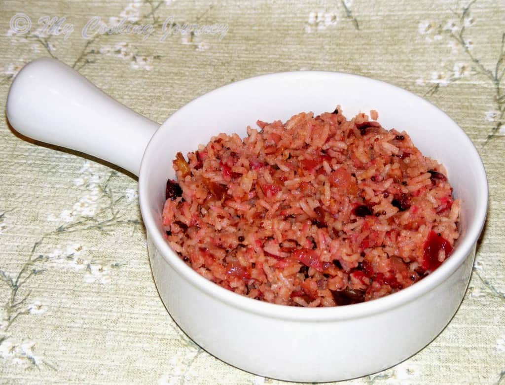 Cranberry rice in a cup