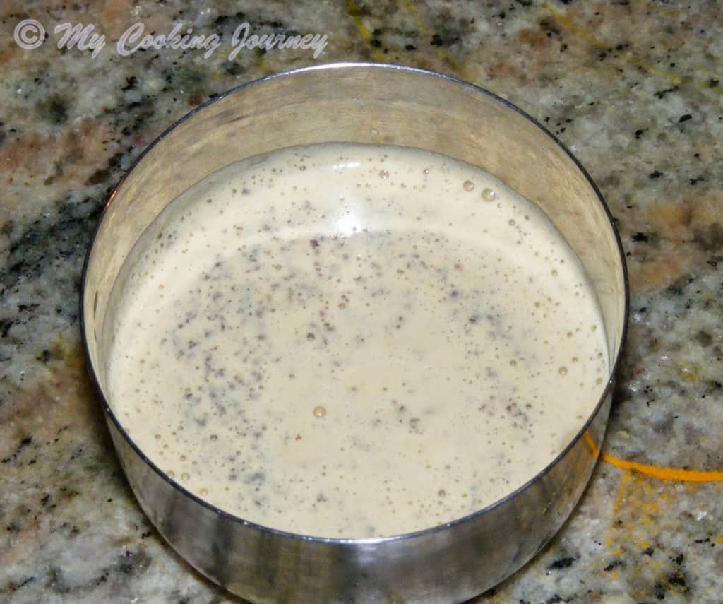 Mustard paste in a bowl