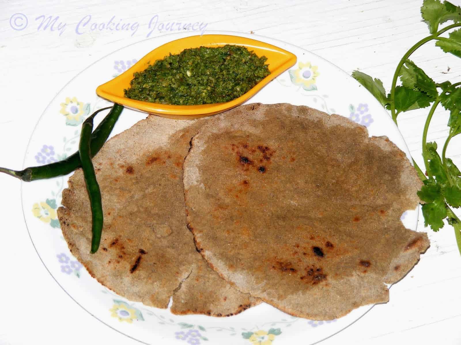 Bajyrya Bhakri and Harvi Mirchi Thecha from Maharashtra – A healthy flatbread made with Bajra (Pearl Millet) and Spicy Green Chili chutney Maharashtra Bhaakri Thecha %%