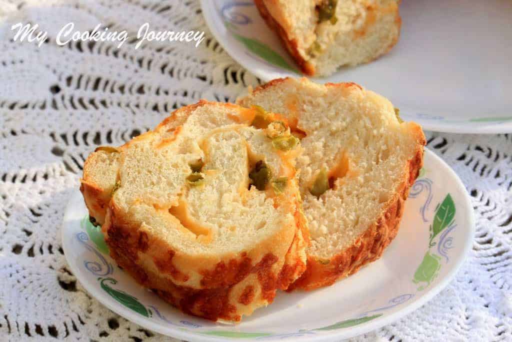 Jalapeno and Cheese Bread sliced