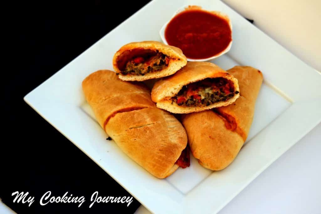 https://mycookingjourney.com/2015/04/vegetable-calzones-calzone-stuffed-with.html