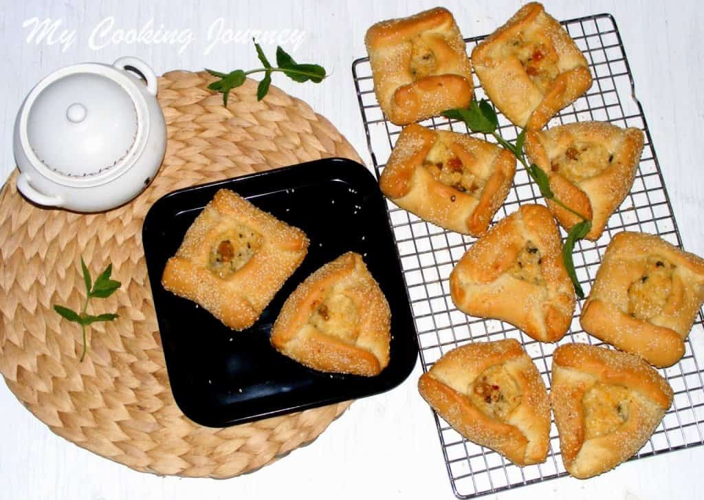 https://mycookingjourney.com/2015/04/flaounes-cypriot-savory-easter-pies.html