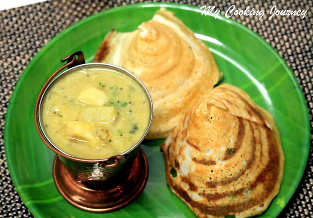 Kadappa  and dosai in a plate