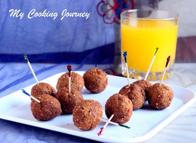  Raw Banana Fried Balls in tray