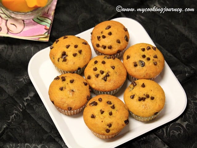 Mango and Chocolate chips Muffin in a Plate