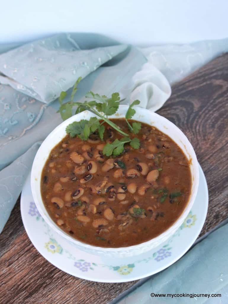 Karamani subzi without onion and tomato served in a bowl