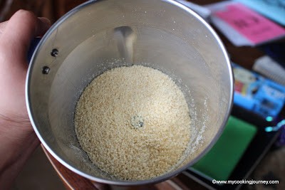 Ground sesame seeds in a mixer jar