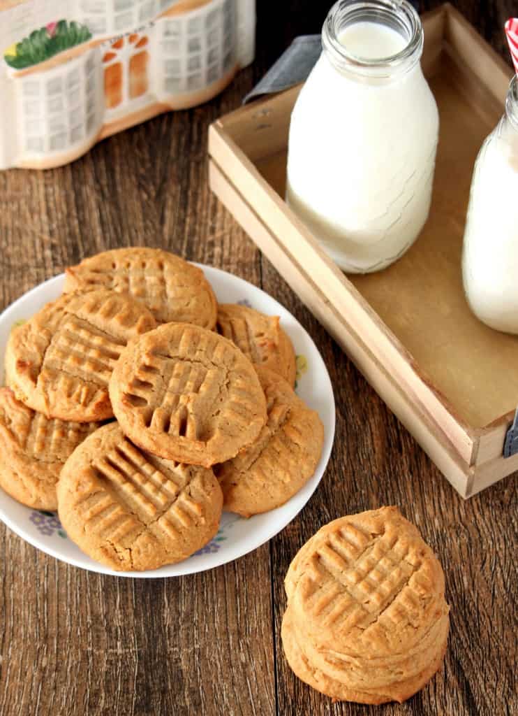 Peanut Butter Cookies  in a plate with milk in the background