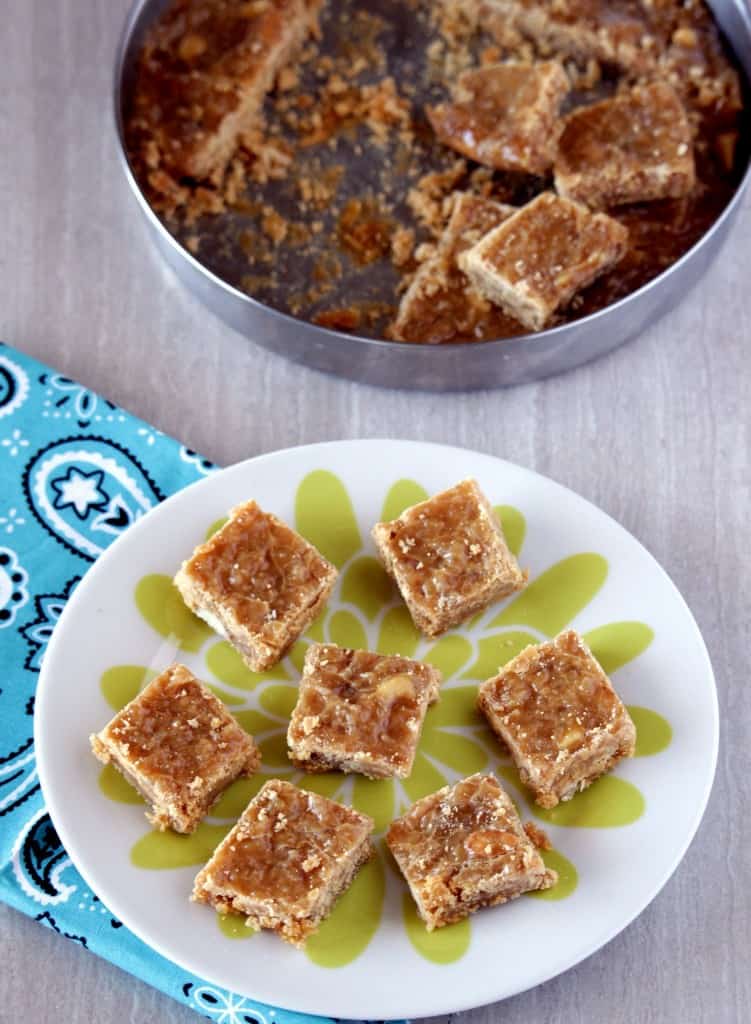 Sliced bottle gourd dessert served in a plate