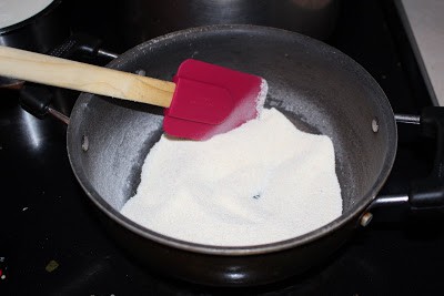 Roasting the semolina in a Pan