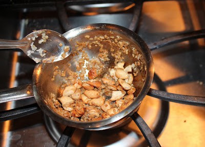 Roasting Cashews and raisins