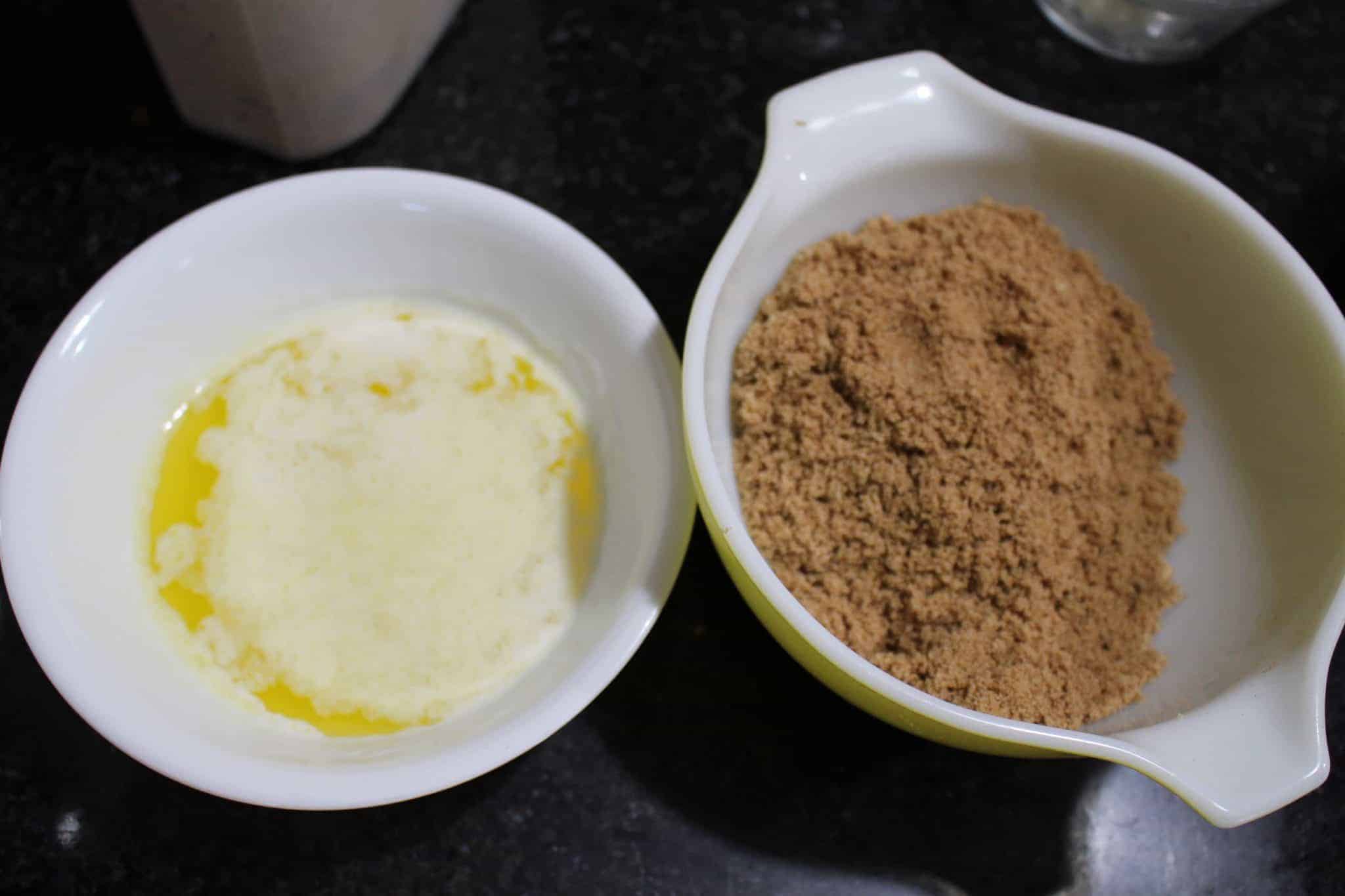 Cinnamon and brown sugar mixture with melted butter