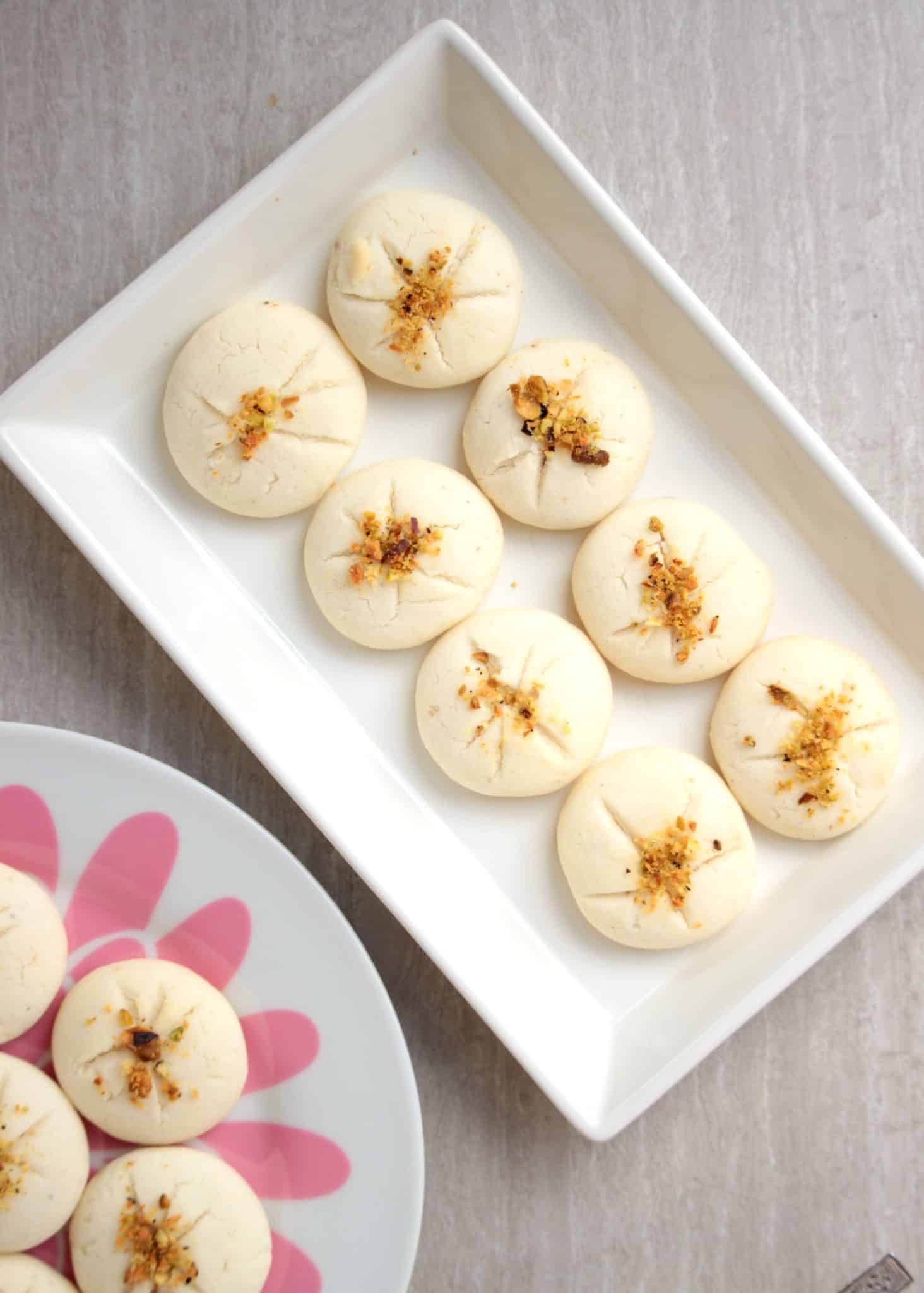 Rice flour cookies in a white plate